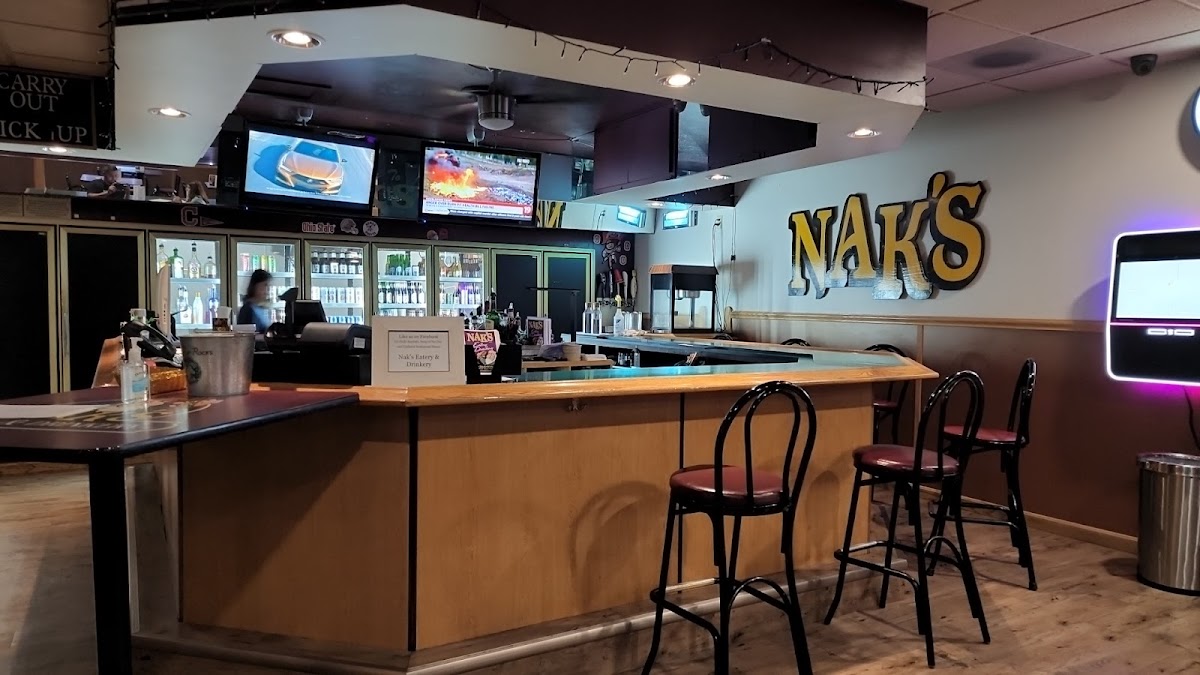 Nak's Eatery & Drinkery-4